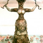 The snake goddess (c.1600 BCE) in Heraklion Archaeological Museum
